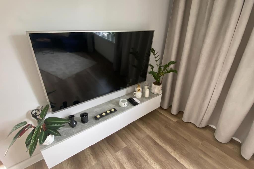 Apartament - U Alicji コニン エクステリア 写真